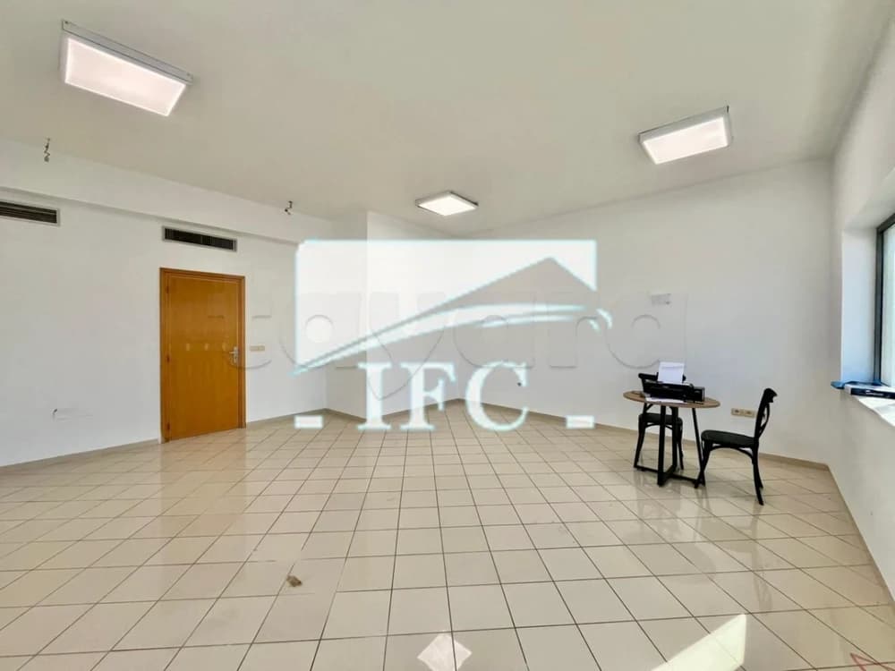Bureau en 5 espaces-140m²-Montplaisir-IFCM224