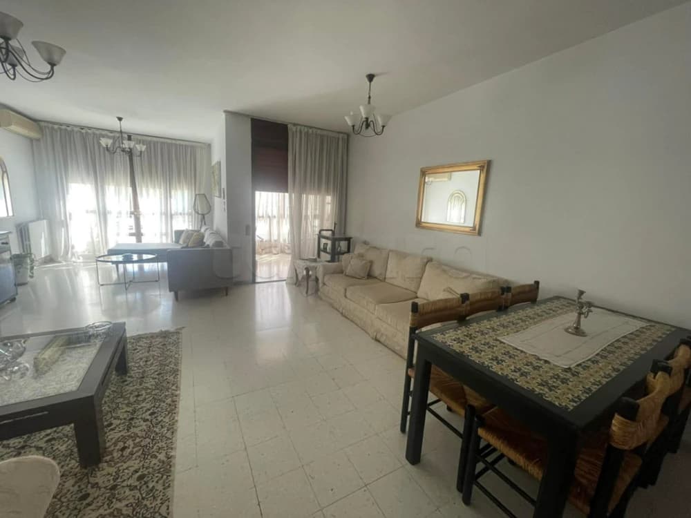 Appart S+3 spacieux à Ennasr 1