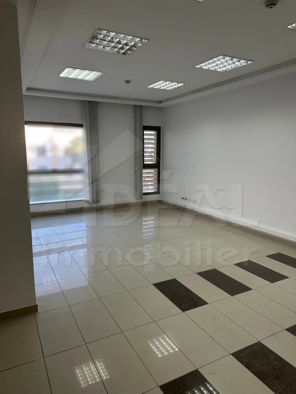 Espace bureautique de 700m² au Lac1